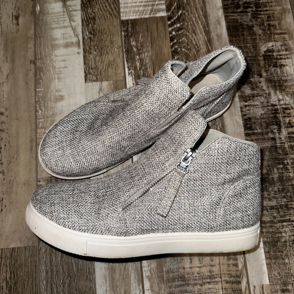 Hightop sneakers